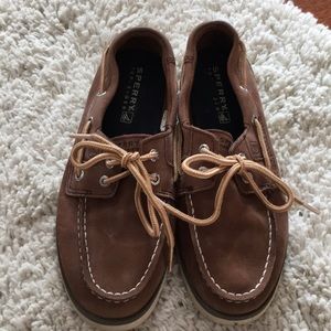 Boys sperry’s